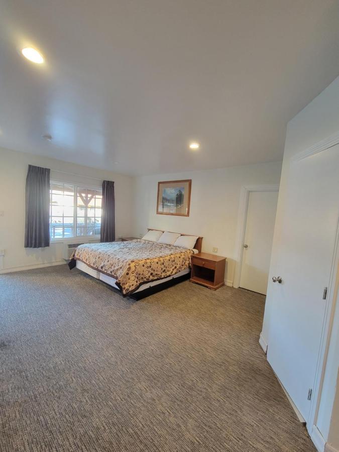 Townhouse Motel Bishop Bagian luar foto