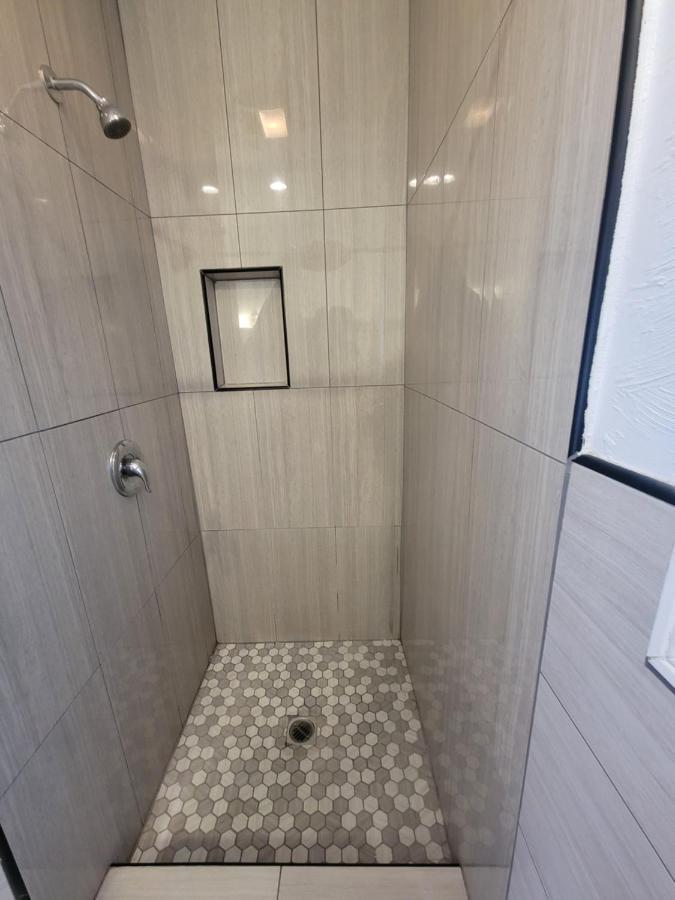 Townhouse Motel Bishop Bagian luar foto