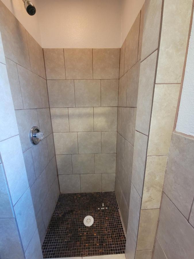 Townhouse Motel Bishop Bagian luar foto