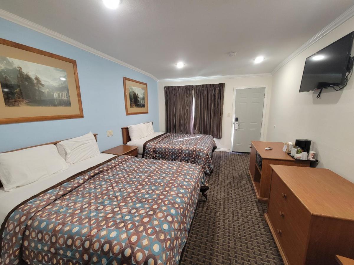 Townhouse Motel Bishop Bagian luar foto