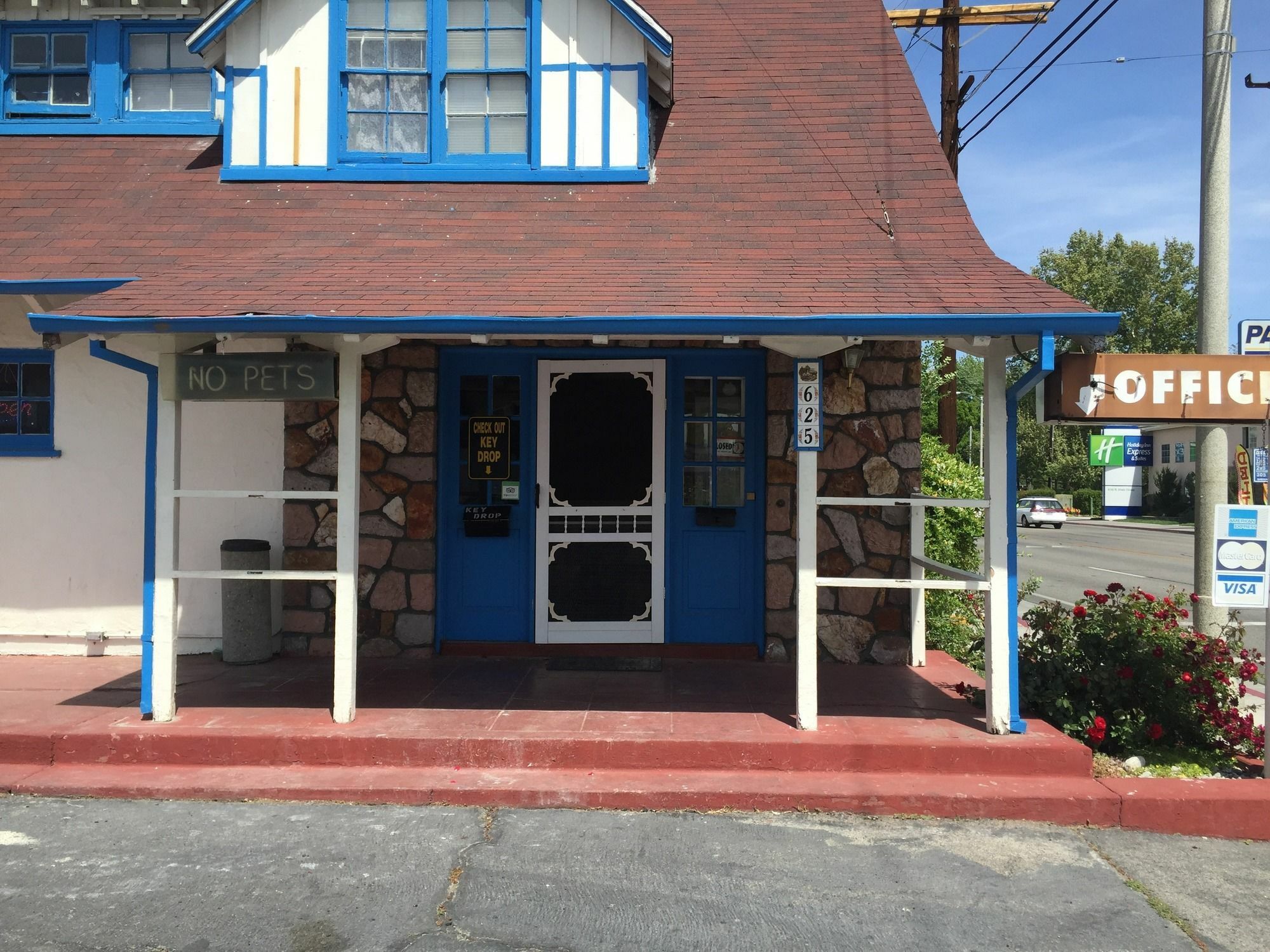 Townhouse Motel Bishop Bagian luar foto