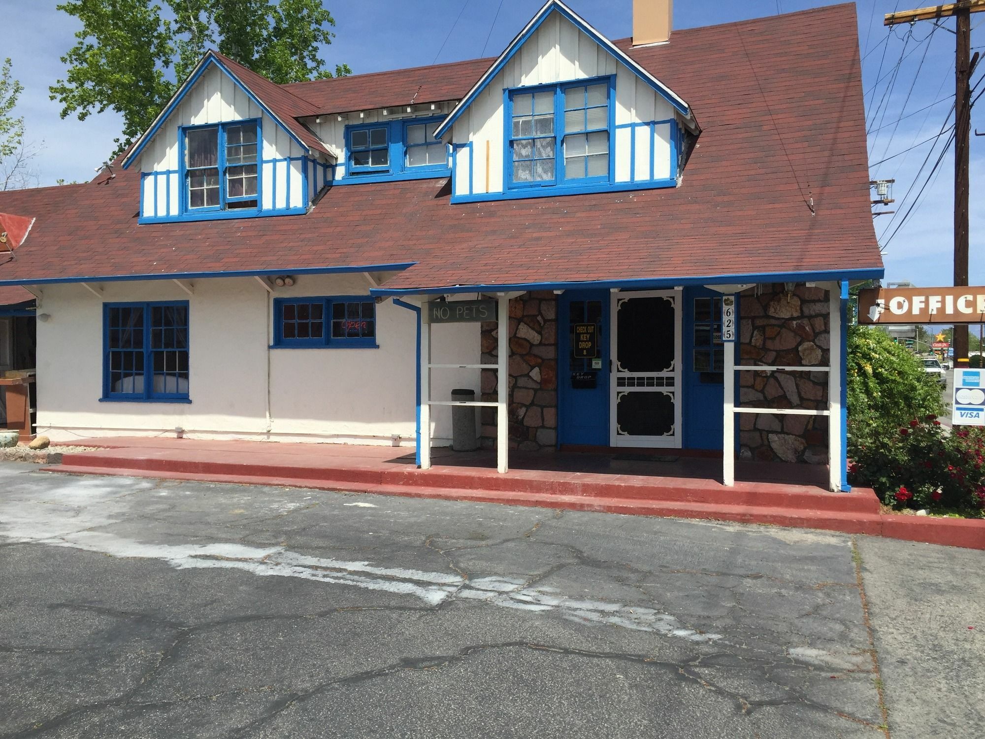 Townhouse Motel Bishop Bagian luar foto